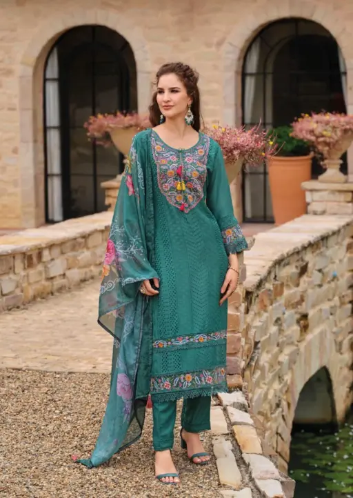 Lady Leela Izhaar - Image 3