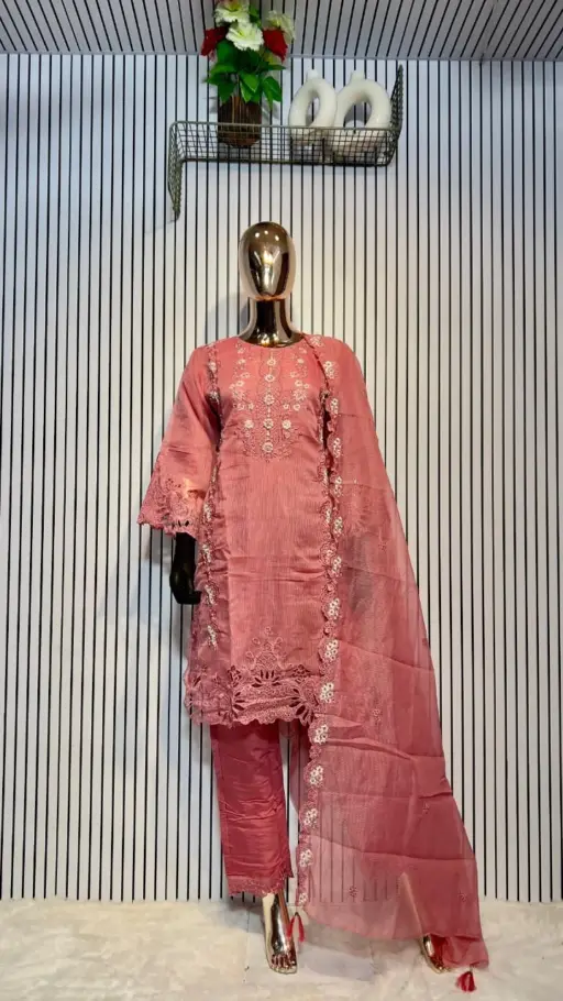 Sajida Designer Suit - Image 3